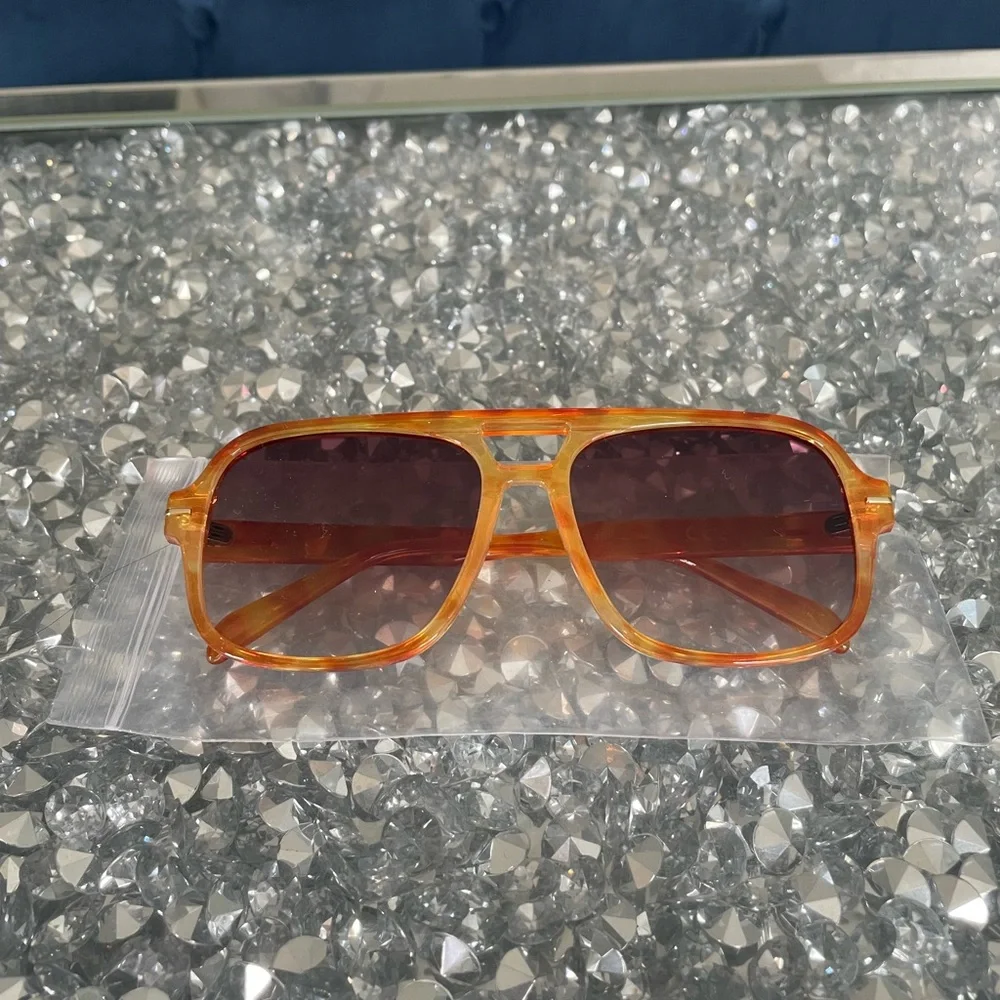 N/A trendy rectangular